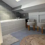 Large Spacious Duplex Townhouse Digione
