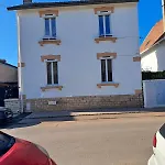 Appartamento Large Spacious Duplex Townhouse Digione