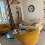 Large Spacious Duplex Townhouse * Digione