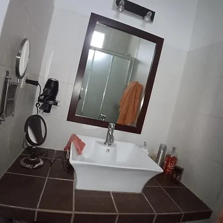 Large Spacious Duplex Townhouse