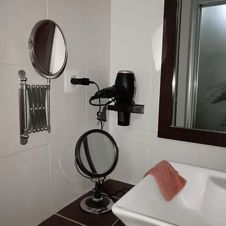Large Spacious Duplex Townhouse * Dijon