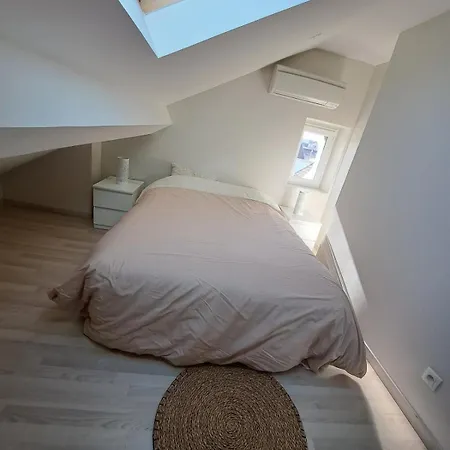 Large Spacious Duplex Townhouse *