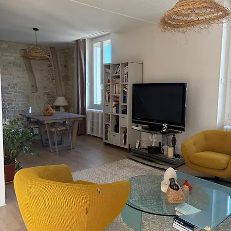 Large Spacious Duplex Townhouse Apartman