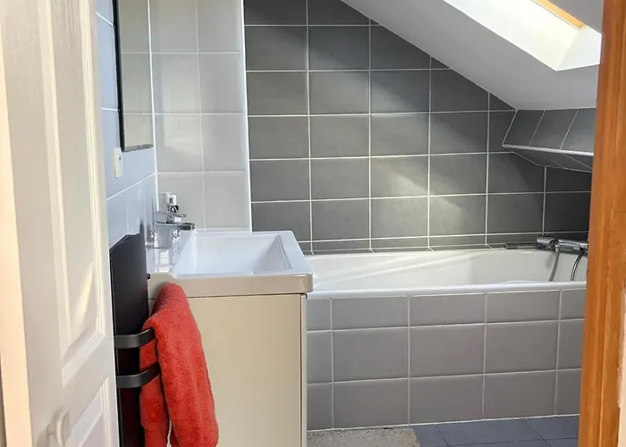 Large Spacious Duplex Townhouse * Digione