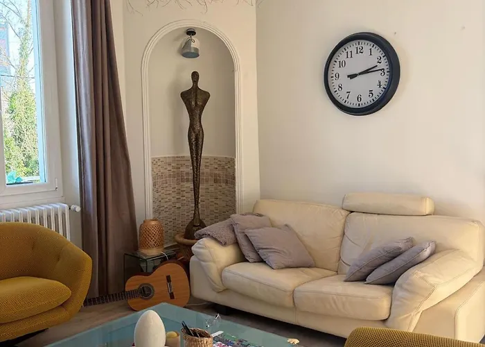 Large Spacious Duplex Townhouse 公寓 第戎