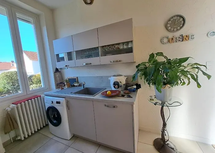 Large Spacious Duplex Townhouse Appartamento